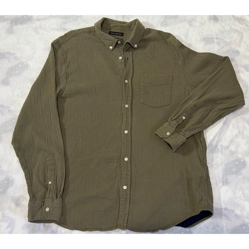 Banana Republic Mens XL Olive Green Untucked Slim Fit Button Down Shirt